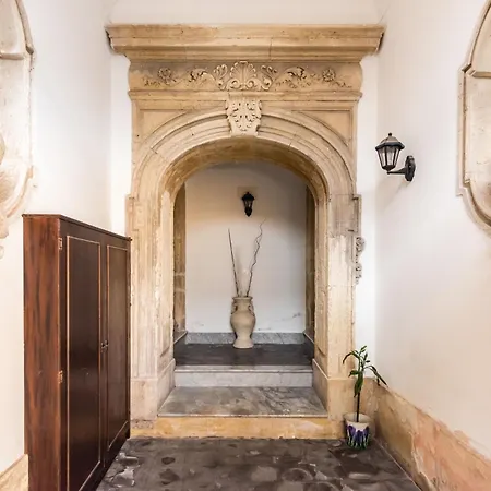 Palazzo Bozzanca By Wonderful Italy Apartment