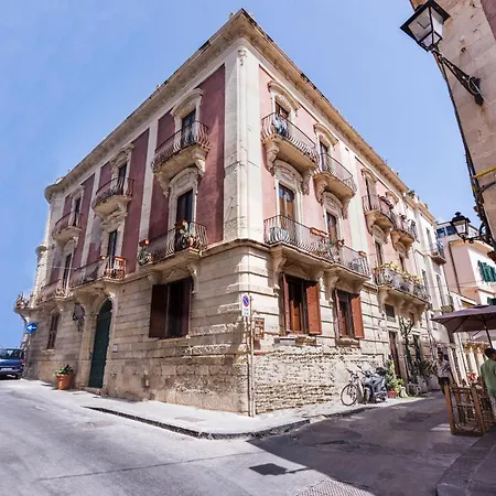 Palazzo Bozzanca By Wonderful Italy