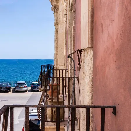 Palazzo Bozzanca By Wonderful Italy * Syracuse